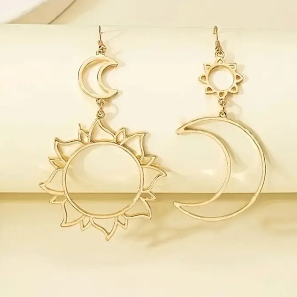 Metal Asymmetrical Golden Sun & Moon Dangle Drop Earrings - Picture 1 of 16